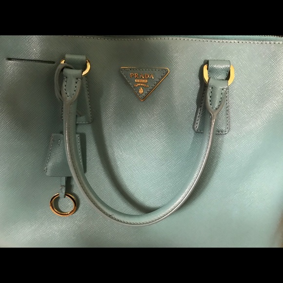 Prada Saffiano Lux handbag - Picture 4 of 8